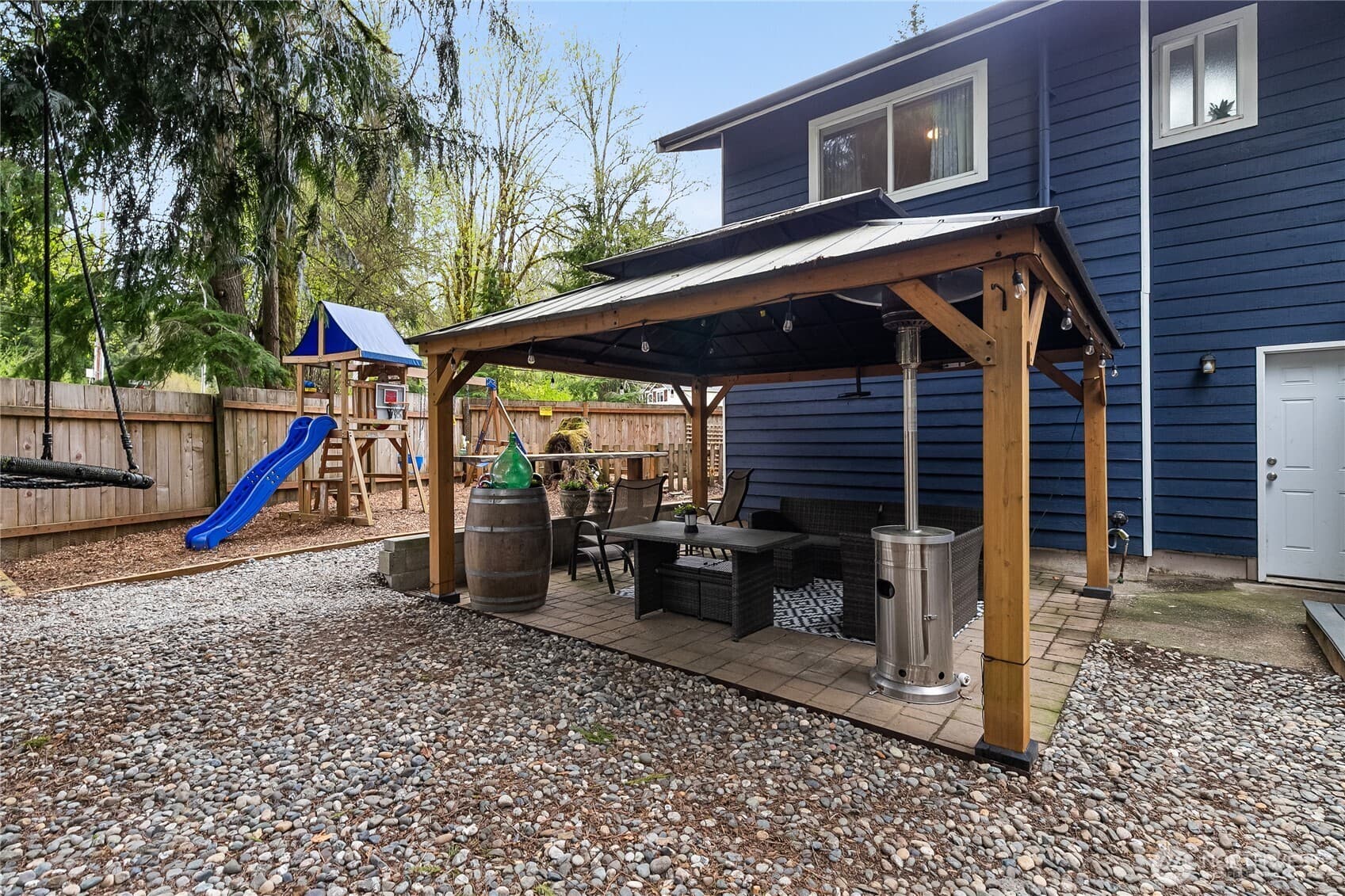 Property photo 33