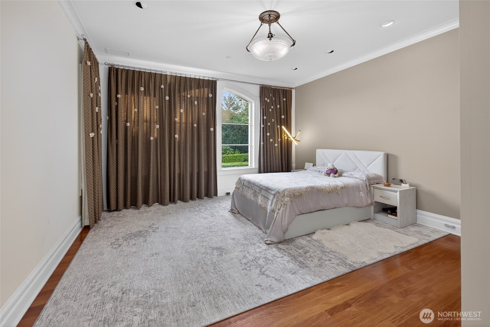 Property photo 33