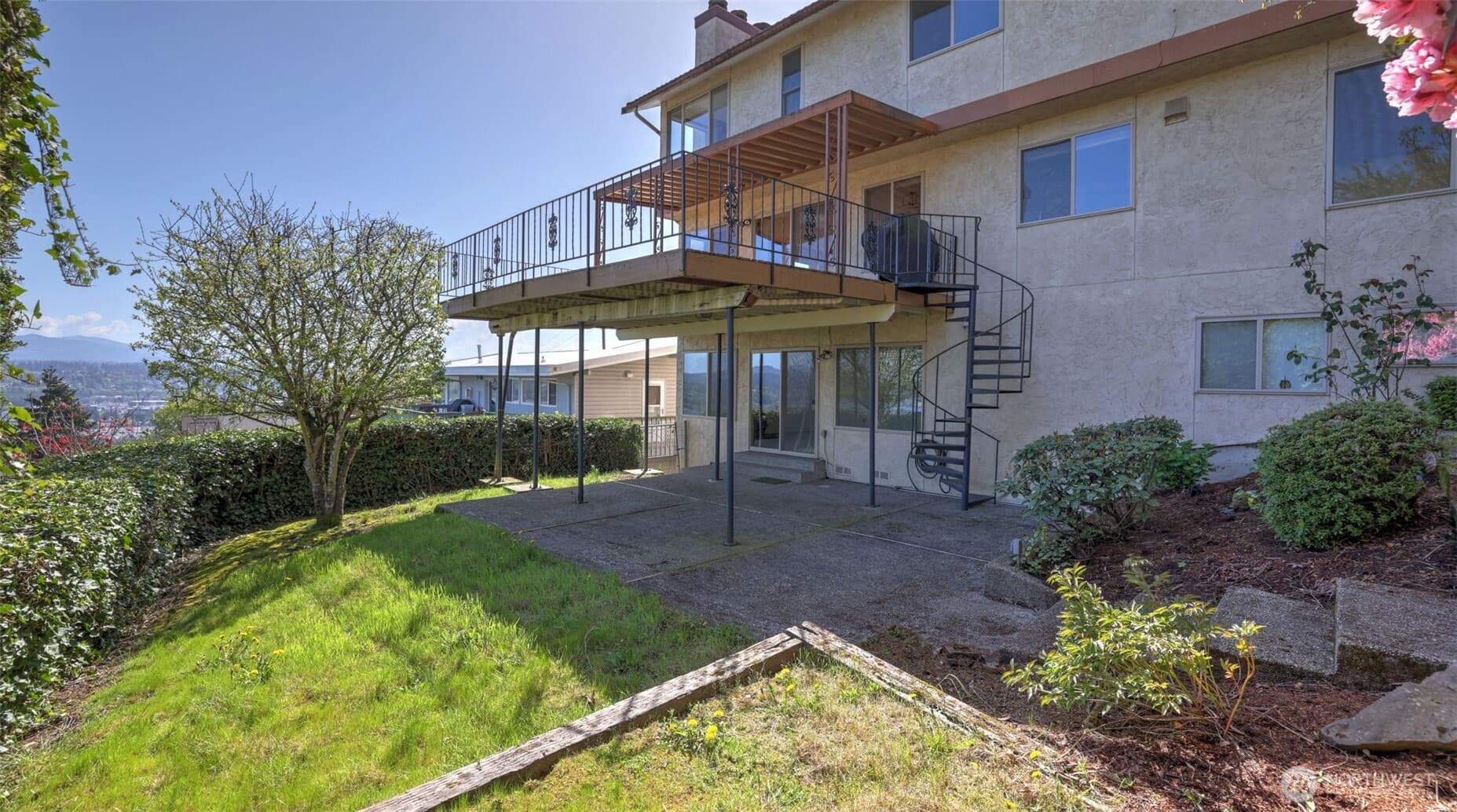 Property photo 33