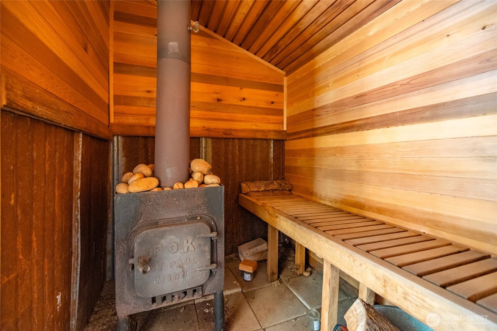 Property photo 35