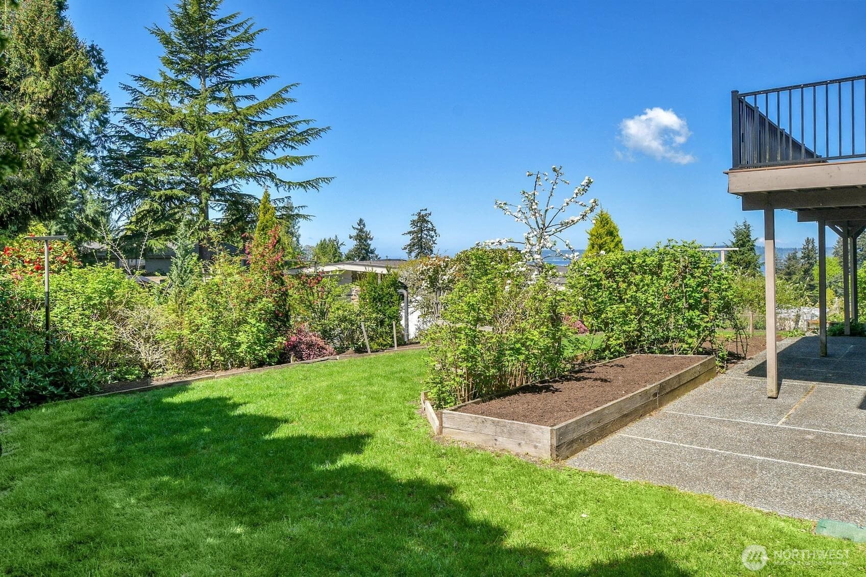 Property photo 35