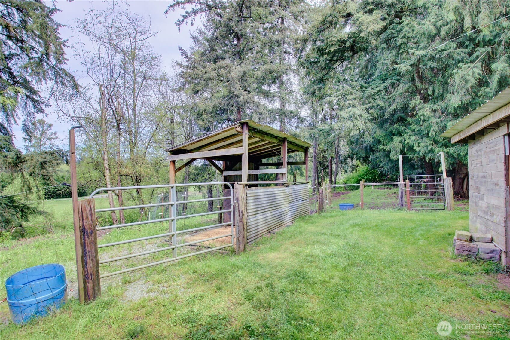 Property photo 38