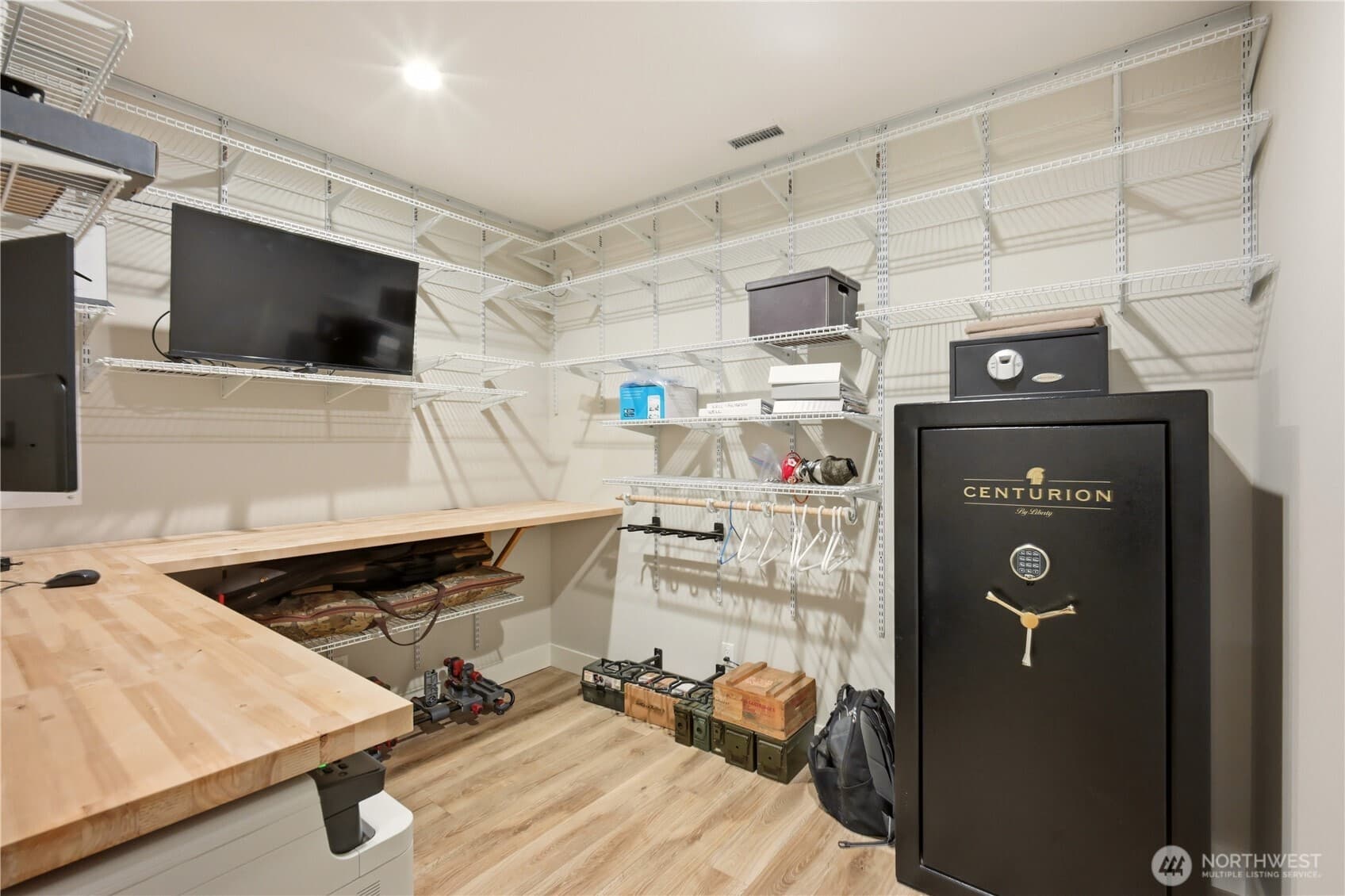 Property photo 28