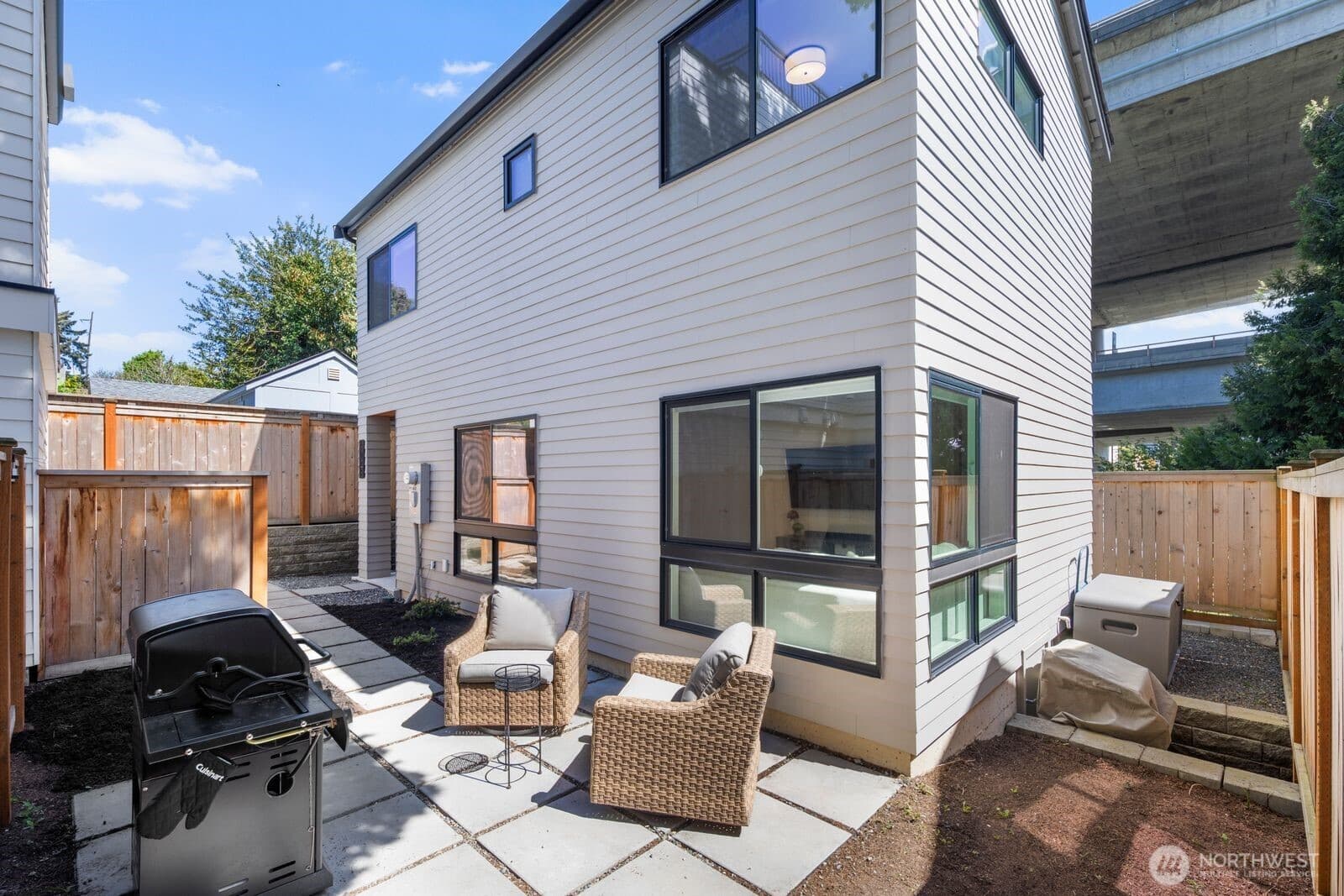 Property photo 34