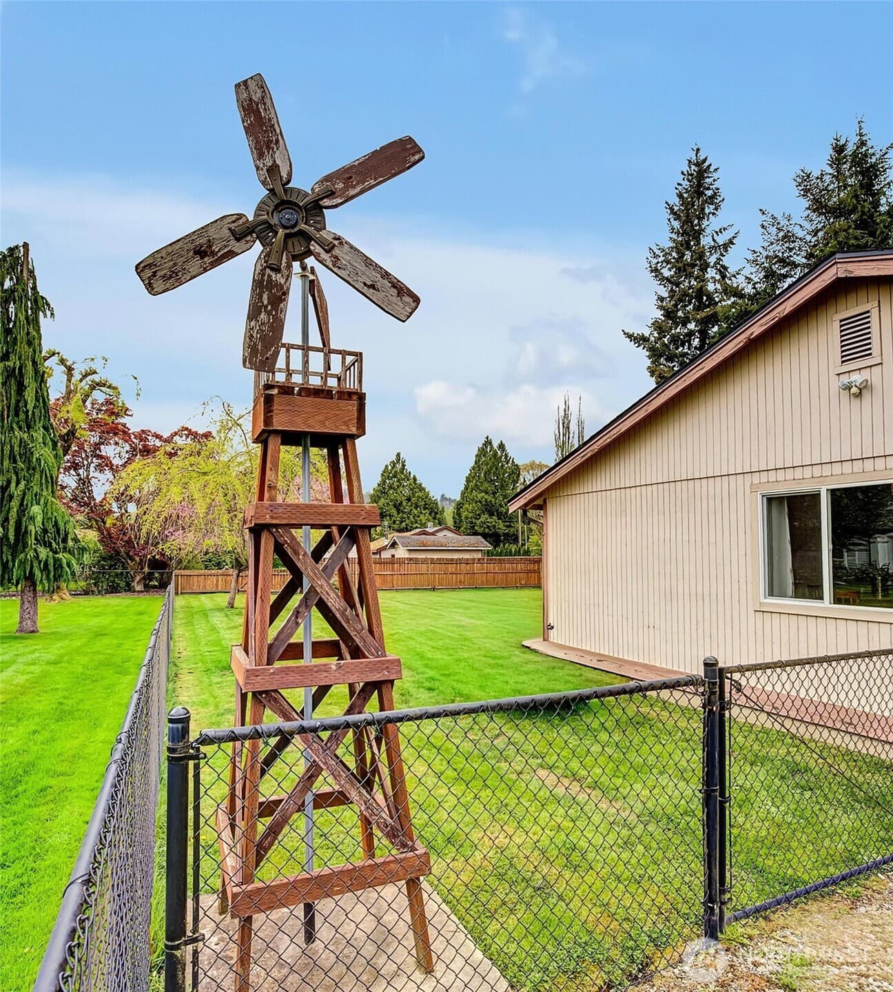Property photo 33