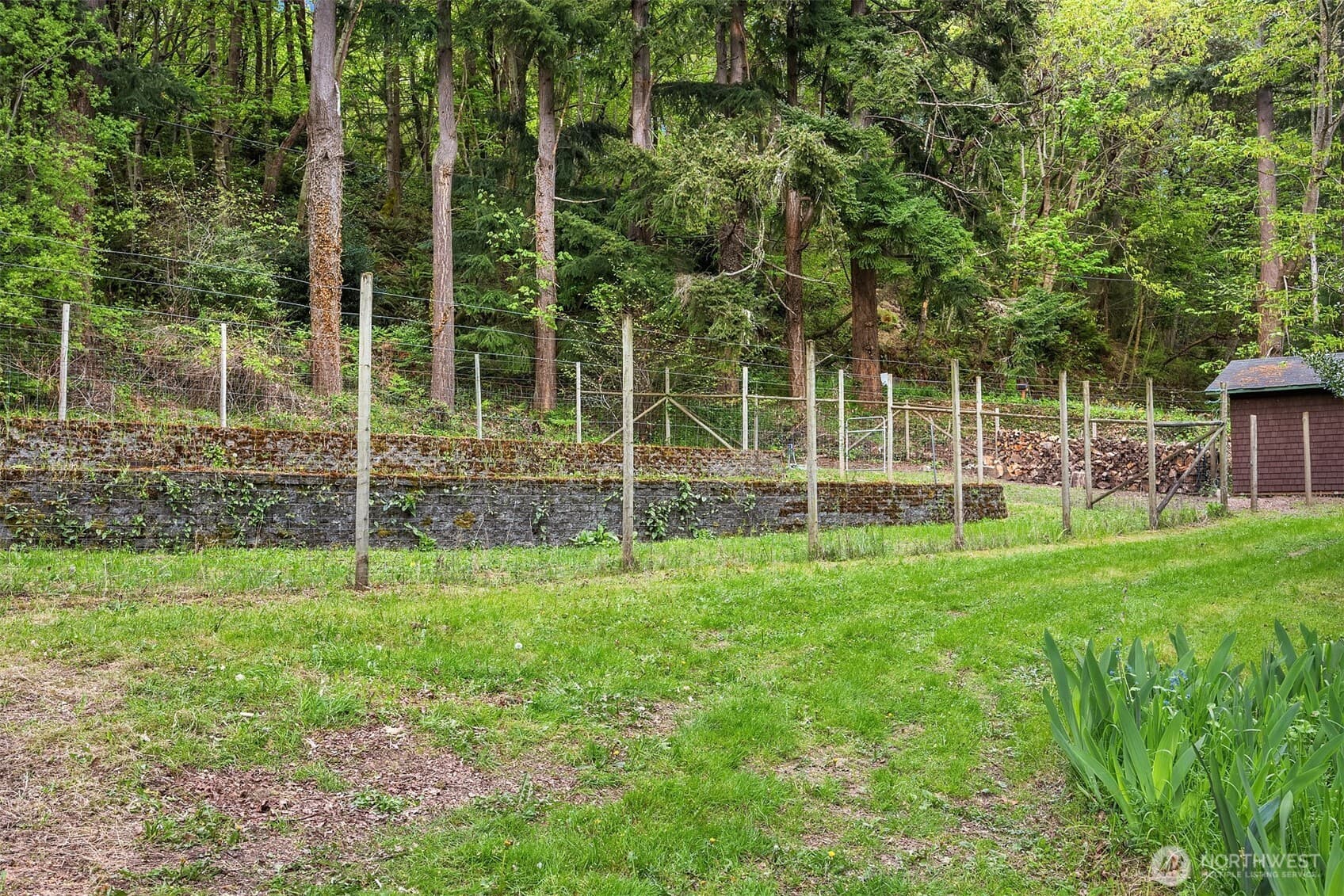 Property photo 35