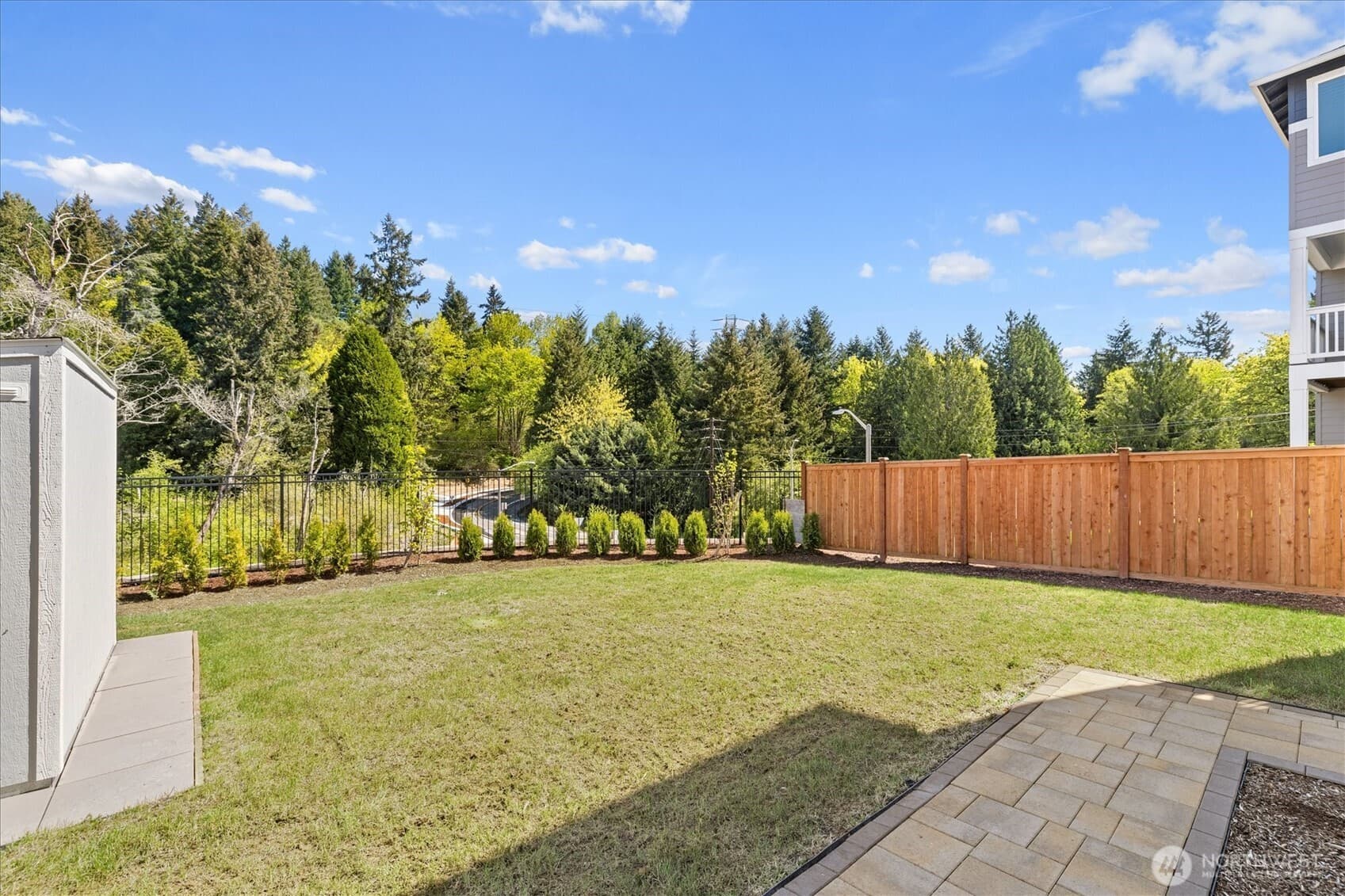 Property photo 35