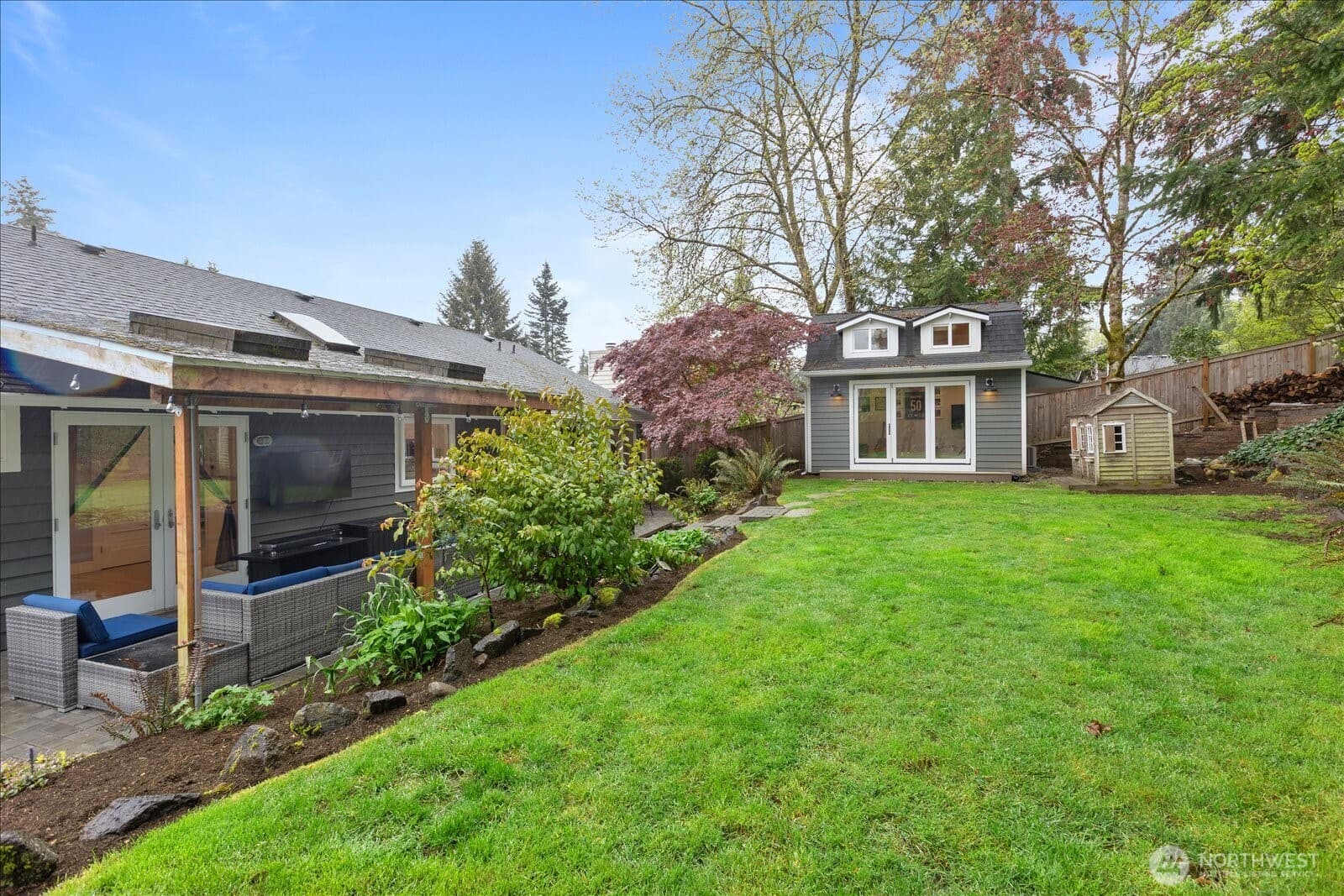 Property photo 35