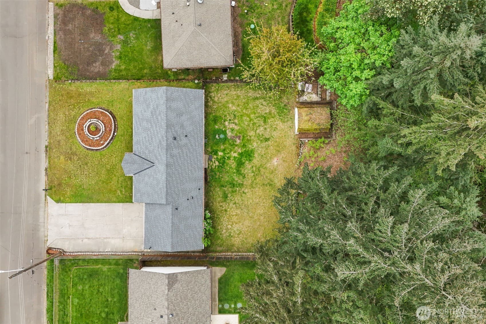 Property photo 31