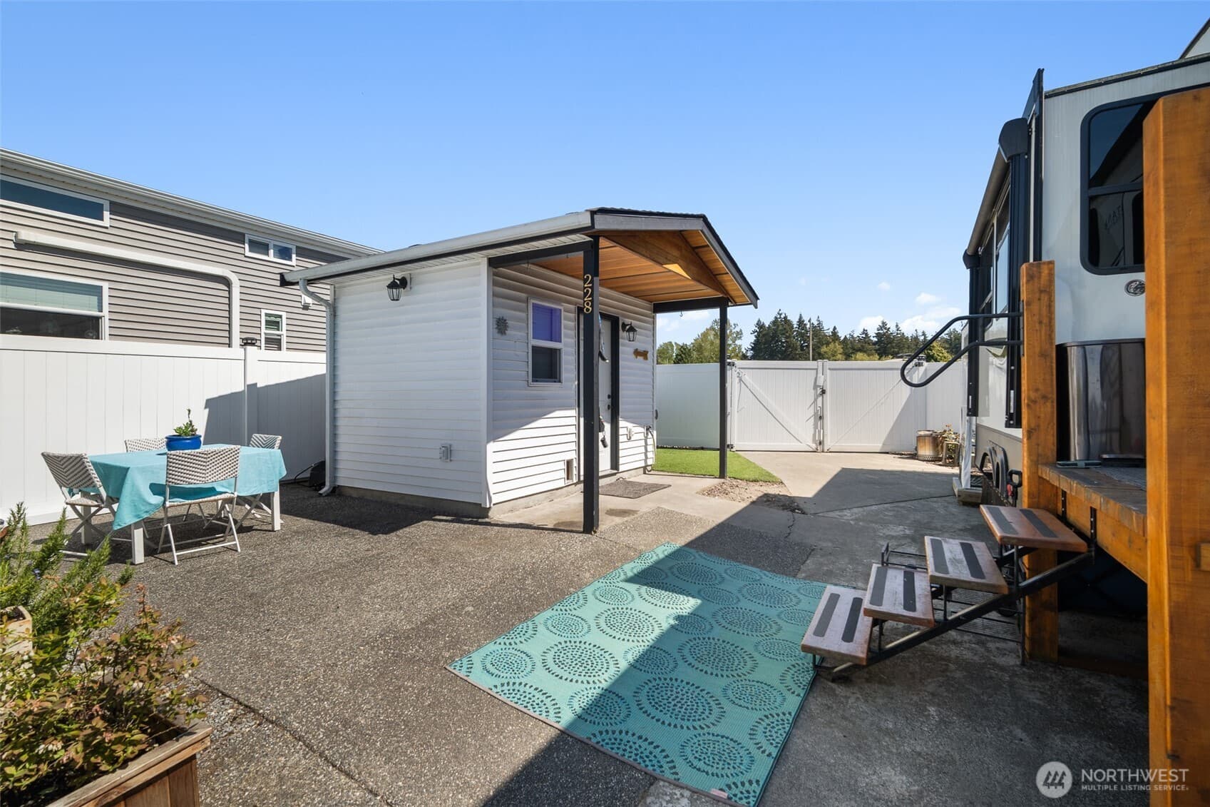 Property photo 11