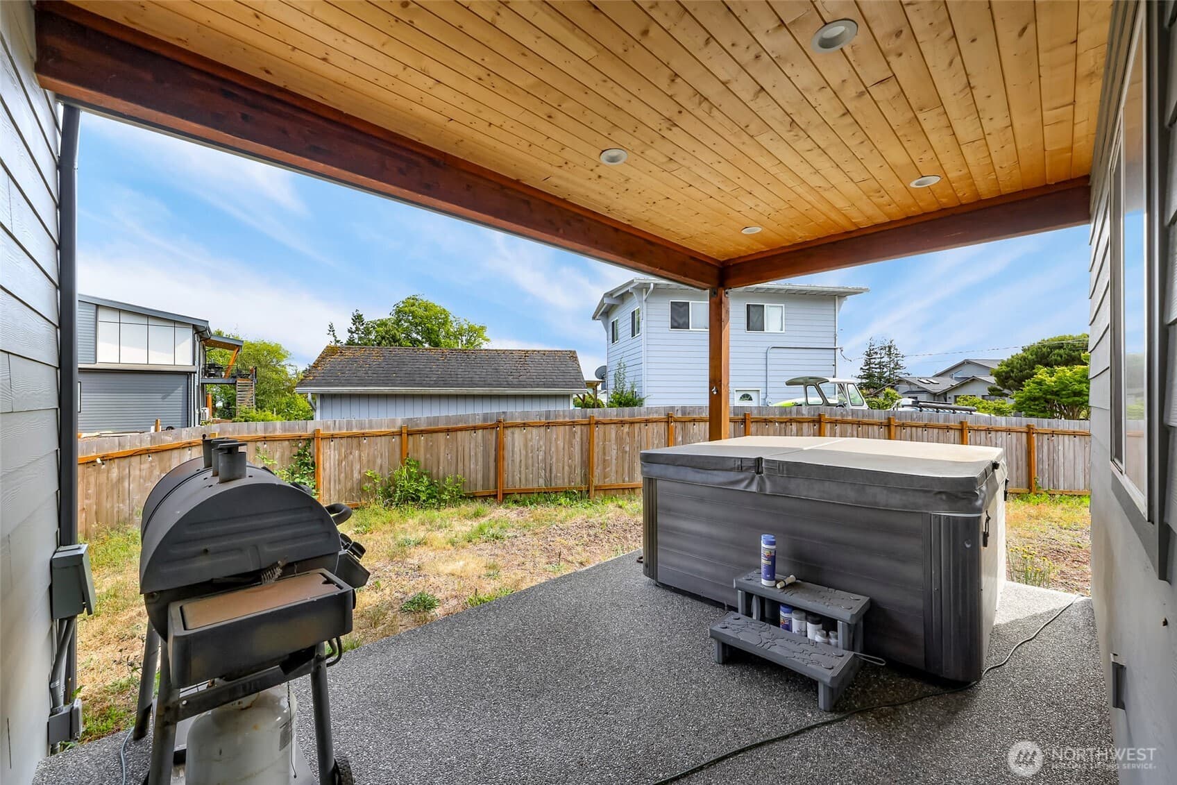 Property photo 33