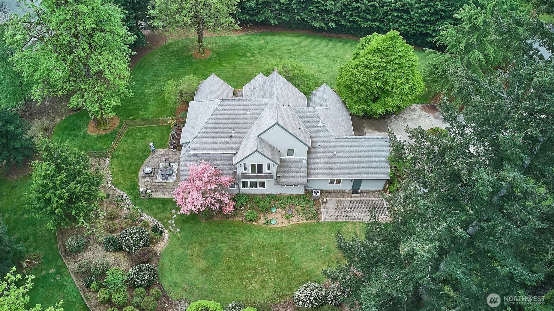 Property photo 40