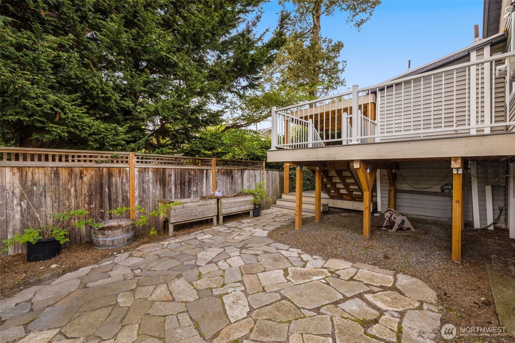Property photo 28