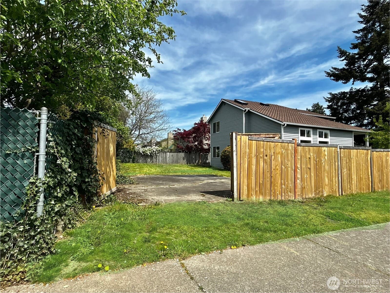 Property photo 35
