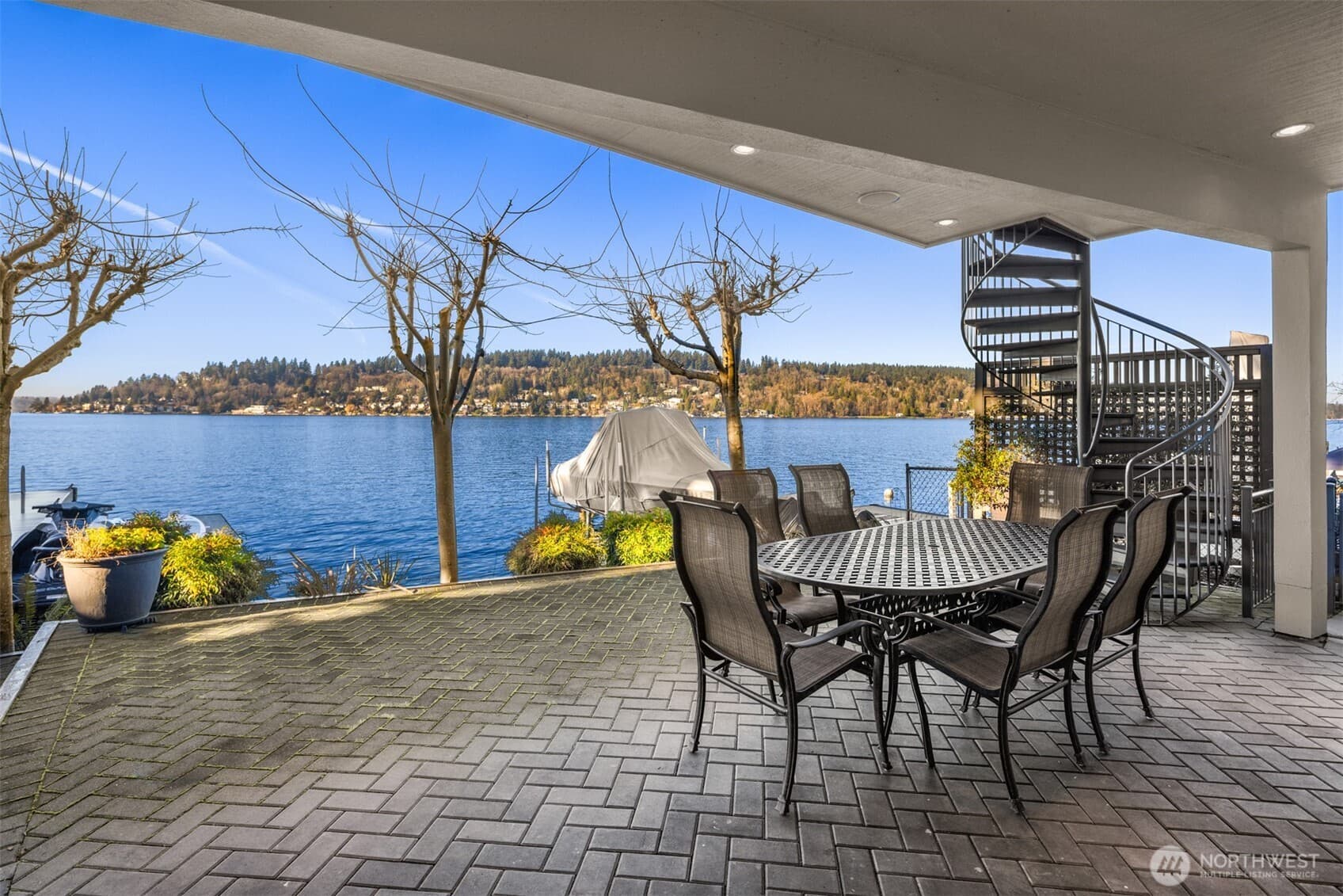 Property photo 32