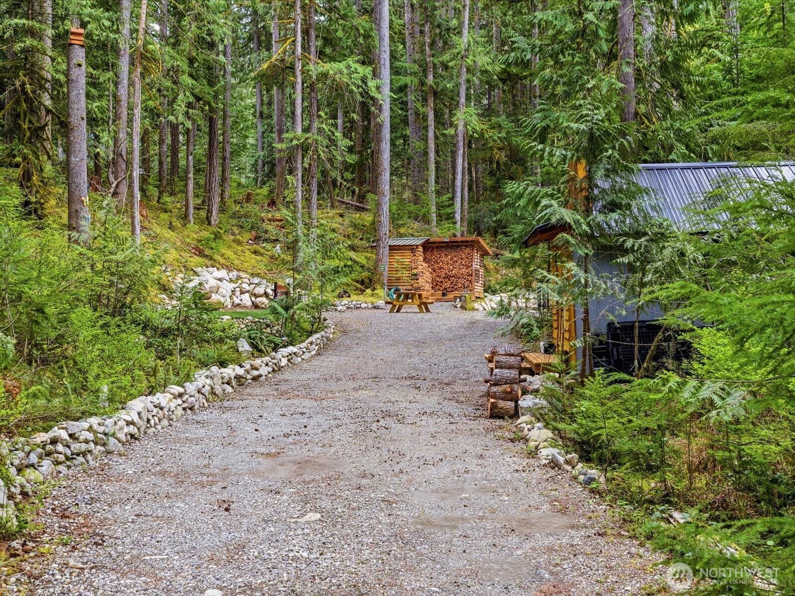 Property photo 40
