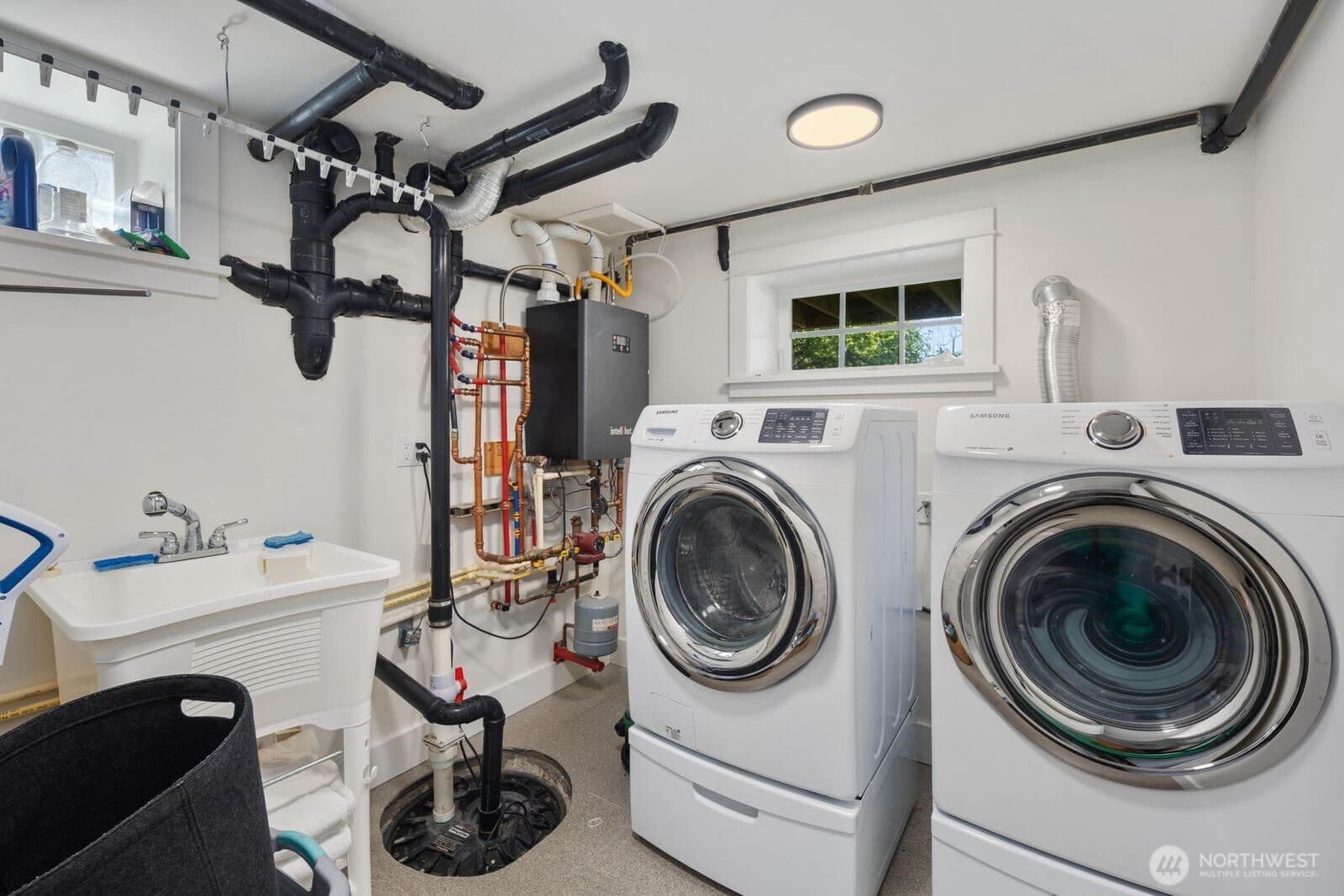 Property photo 33