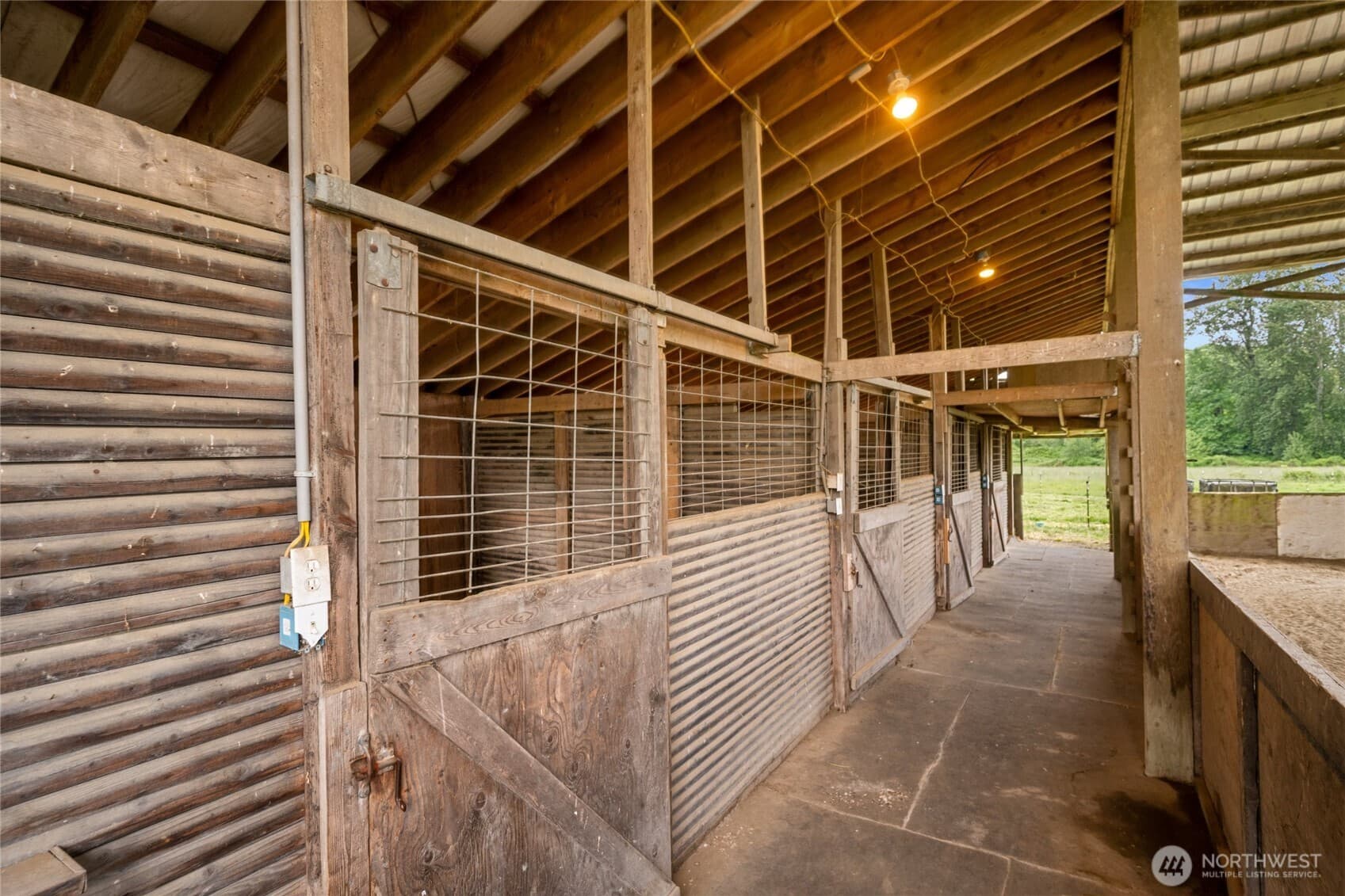Property photo 38