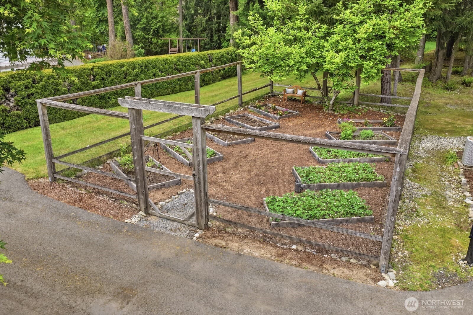 Property photo 37