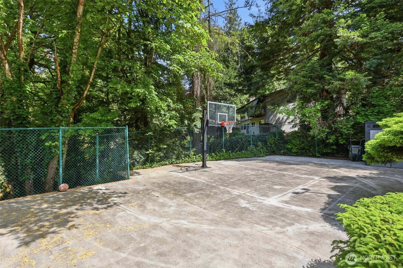 Property photo 38