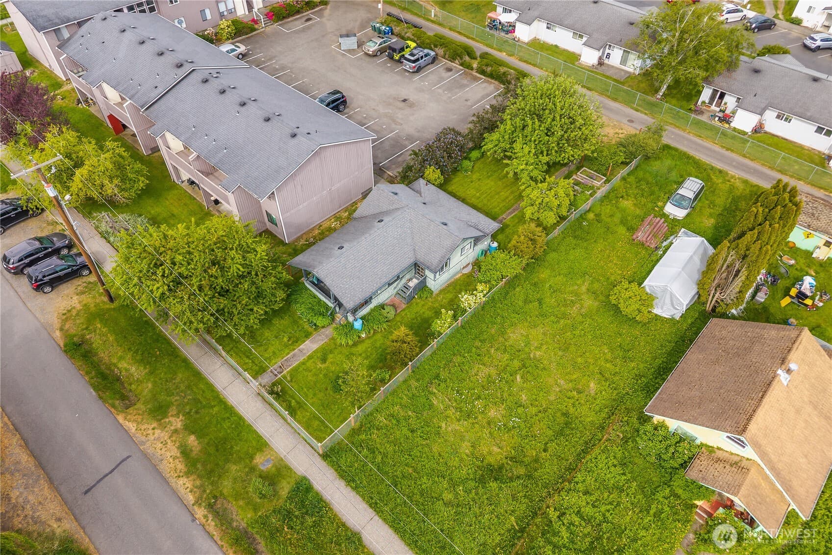 Property photo 31