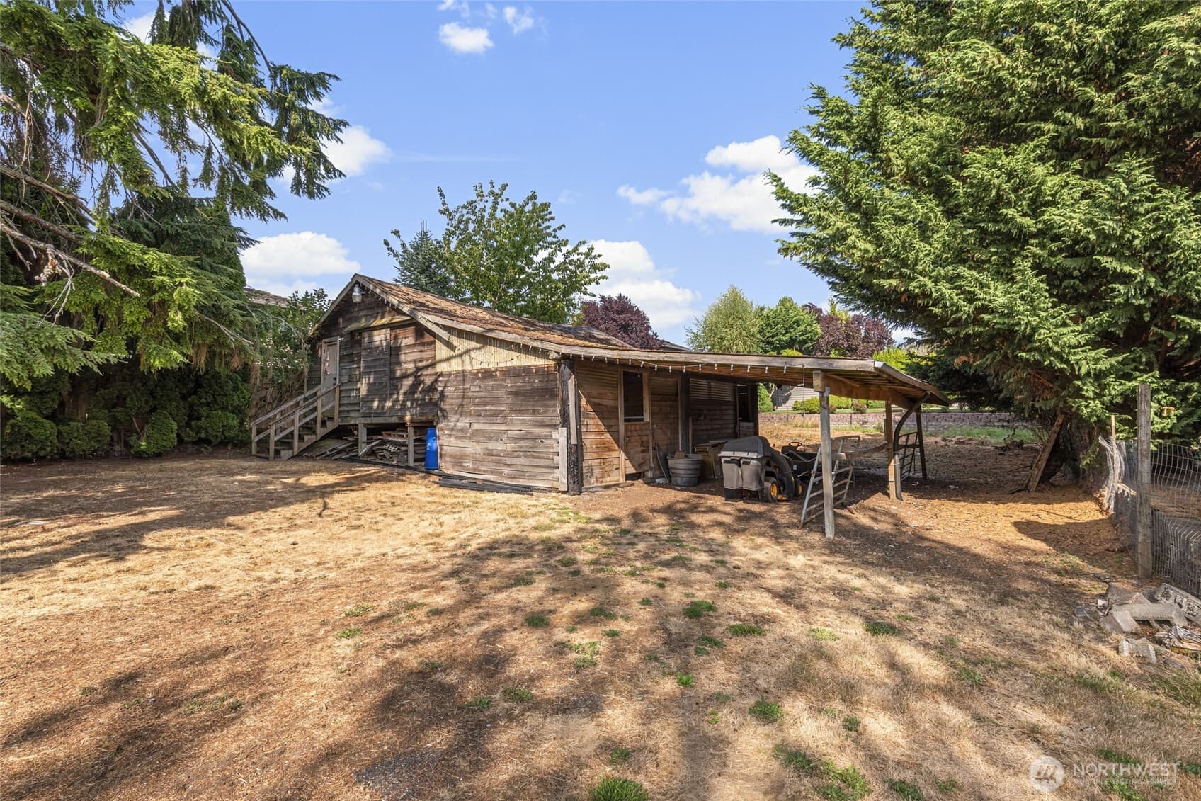 Property photo 31