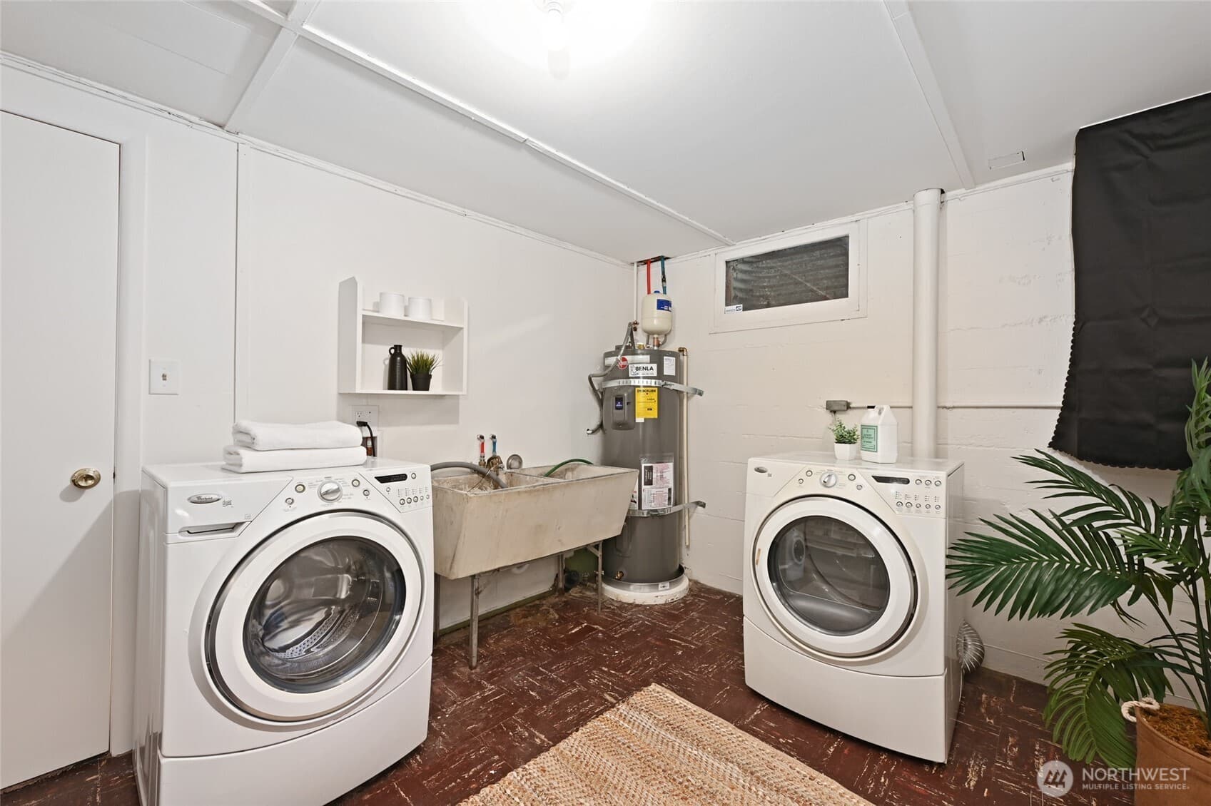 Property photo 28