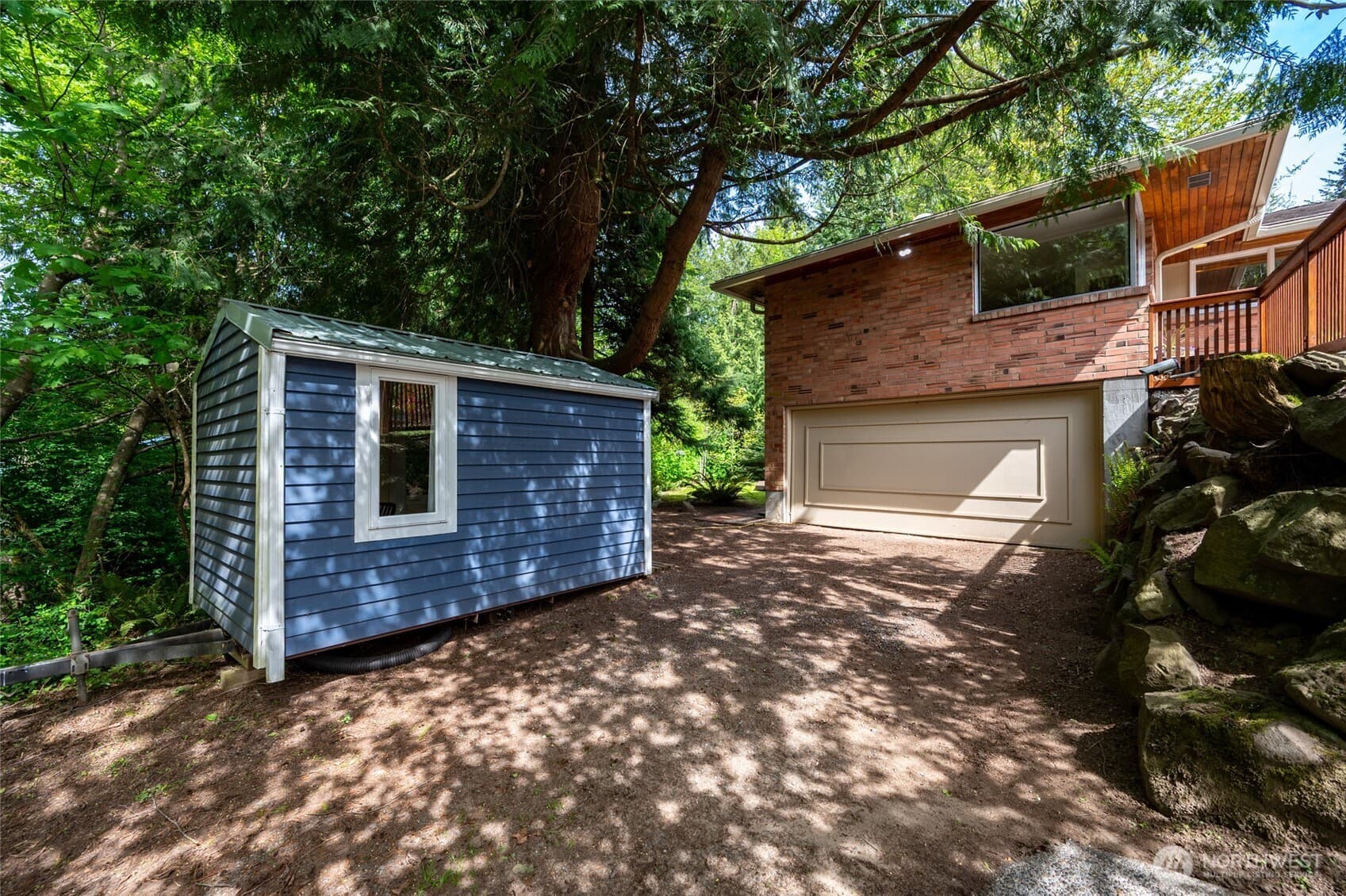 Property photo 35