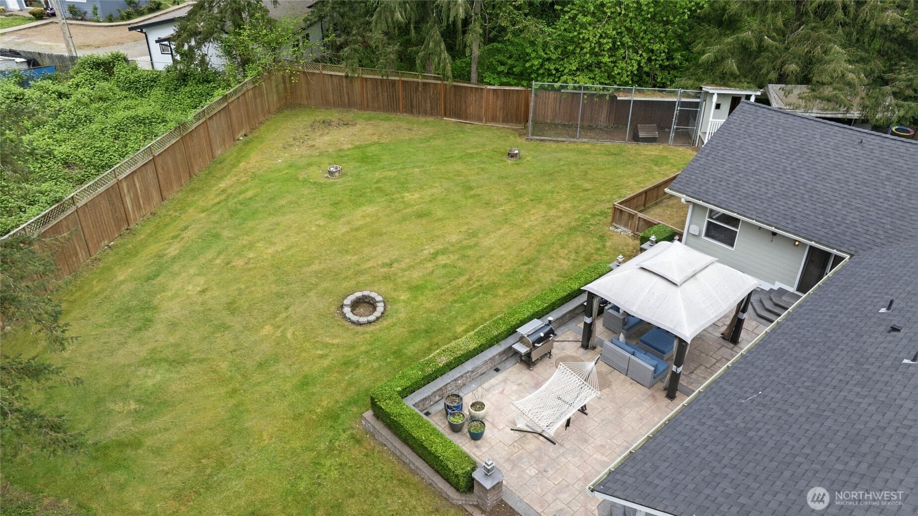 Property photo 33
