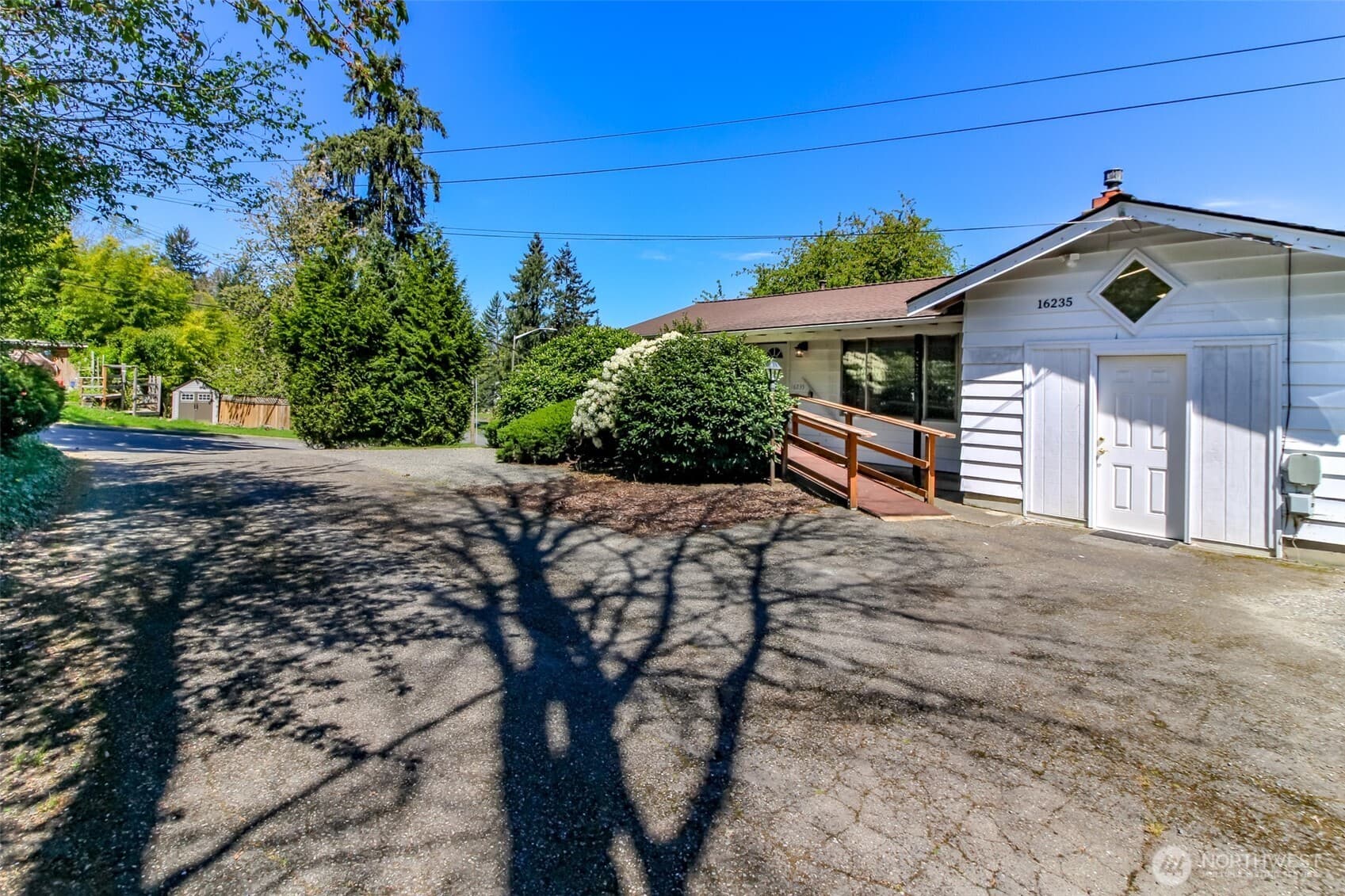 Property photo 38