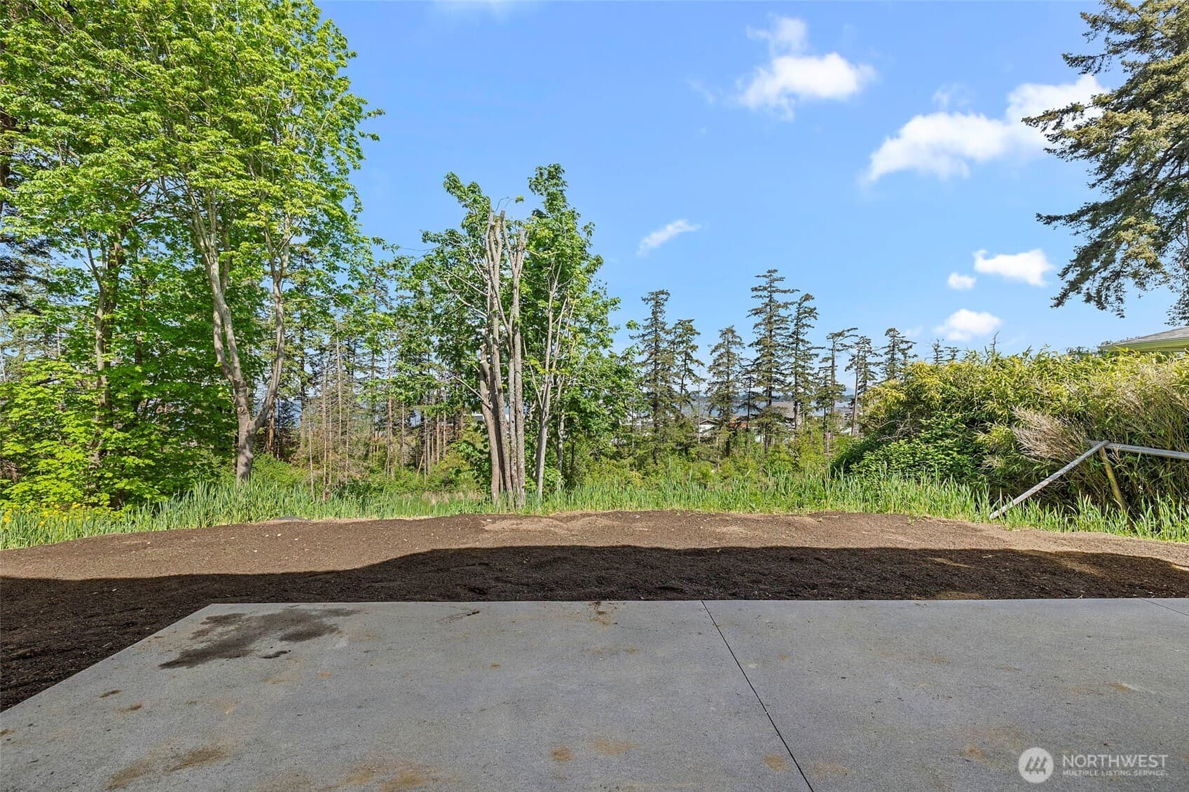 Property photo 33